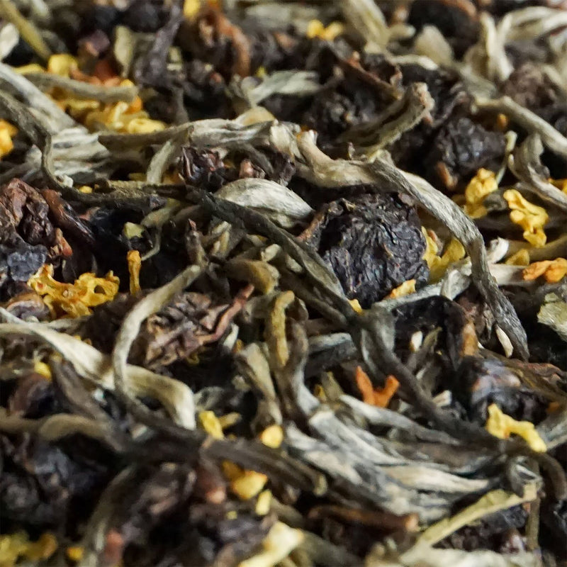 Ingredients in THEE's Empress Garden Tea blend -  Oolong, white tea, jasmine petals and osmanthus